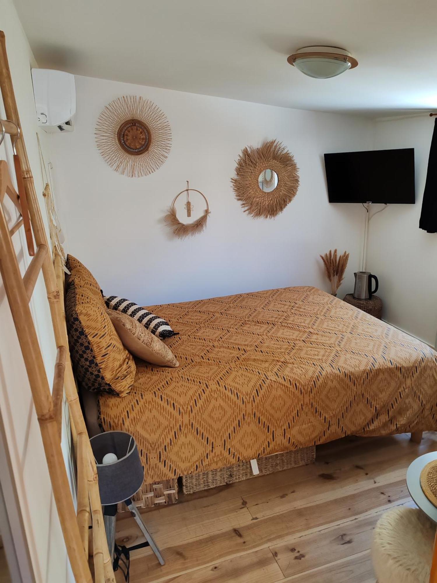 _Linstant_Zen_ Saint-Just (Herault) Quarto foto