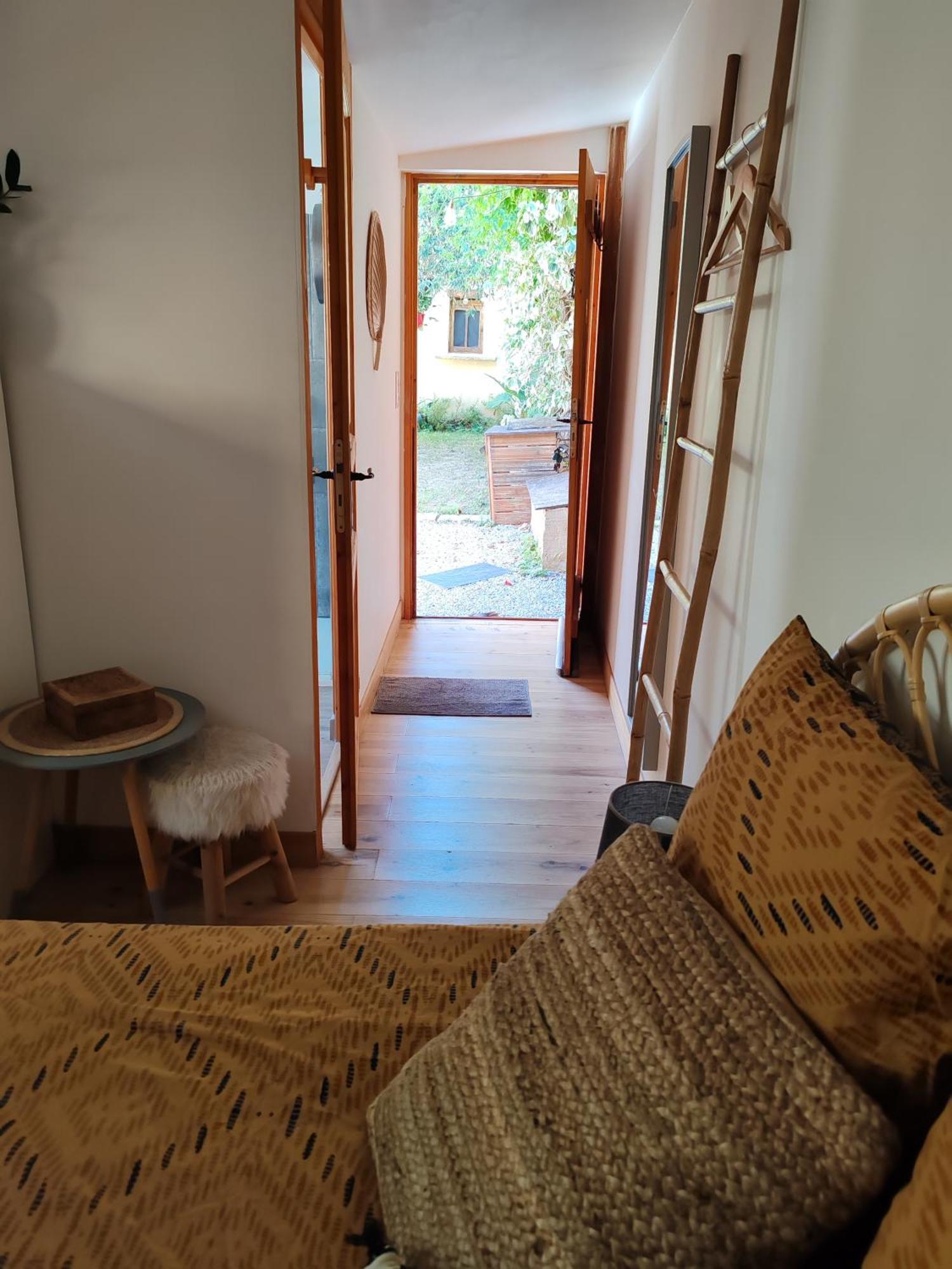 _Linstant_Zen_ Saint-Just (Herault) Exterior foto
